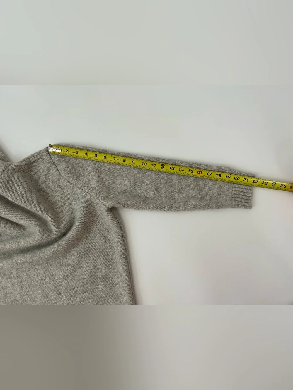Candy & Caviar 100% Cashmere The Roll Hem Pullover Hoodie Men’s Medium $298 Luxe
